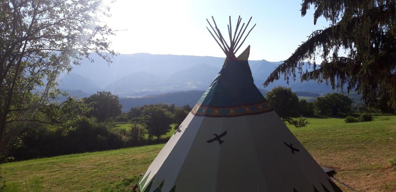 Bed and Breakfast Weekend En Provence Comps  Экстерьер фото